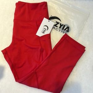 Zyia ♥️NWT♥️ Light n Tight 6-8